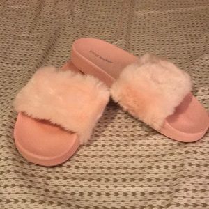 Steve Madden fuzzy slides